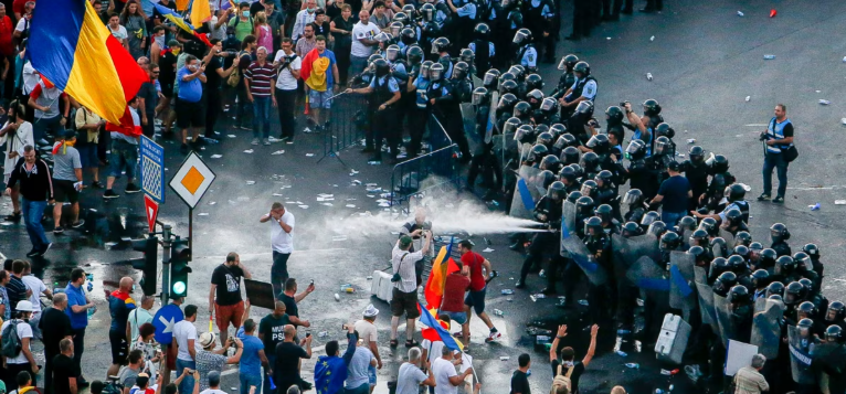 Dosarul 10 August se apropie de prima hotărâre, la aproape opt ani de la intervenția din Piața Victoriei