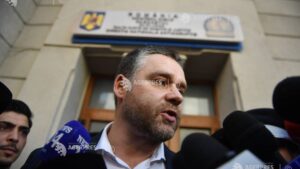 Ciprian Ciucu rămâne primar al Capitalei, deși este sub control judiciar