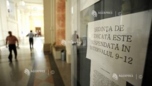 Grefierii continuă protestele față de legea salarizării. Activitatea instanțelor este afectată