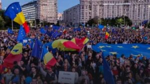 Protest, în această seară, în Piața Victoriei, pentru apărarea democrației