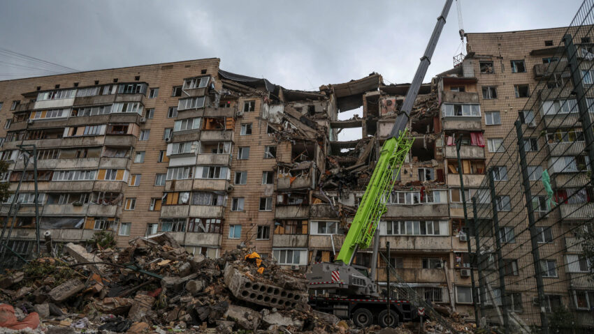 Atac masiv asupra Kievului. Bombardamentele rusești au ucis cel puțin 14 persoane