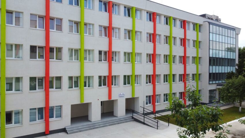 Începe goana după locurile din căminele Universității din Craiova. Ce trebuie să știe studenții