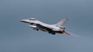 Dronă intrată în spațiul aerian al României – au fost ridicate de la sol două avioane de luptă
