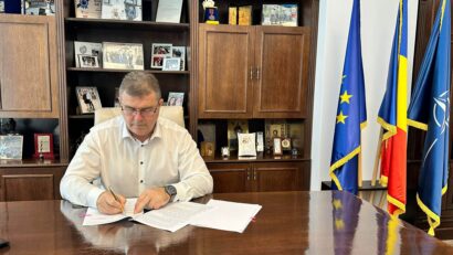 Mehedinți: A fost semnat contractul de servicii pentru implementarea platformei digitale a Consiliului Județean