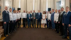 Polițiști români recompensați de statul francez