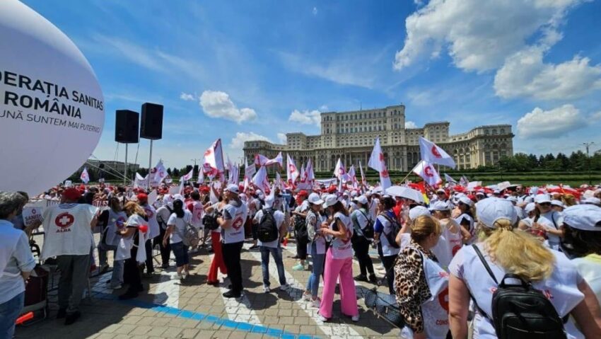 Luni, grevă Sanitas: urgențele, singurele servicii asigurate