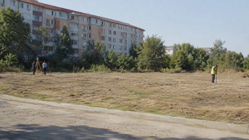 Primăria Craiova pregătește o parcare cu 121 de locuri în cartierul Rovine