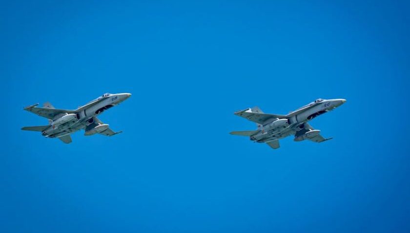 Țintă aeriană detectată lângă Insula Șerpilor – avioane F-18 ridicate pentru monitorizarea situației