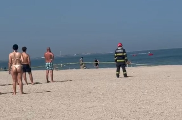 Alertă în Mamaia! O dronă a fost găsită în apă, în zona Loft