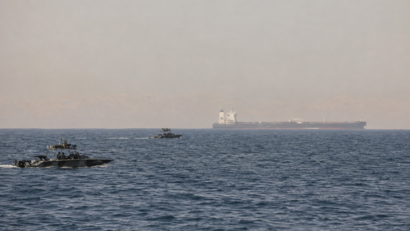 Iranul condiționează redeschiderea completă a Strâmtorii Hormuz