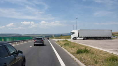 Restricții pentru camioane pe A2, DN7 și DN22C în minivacanță