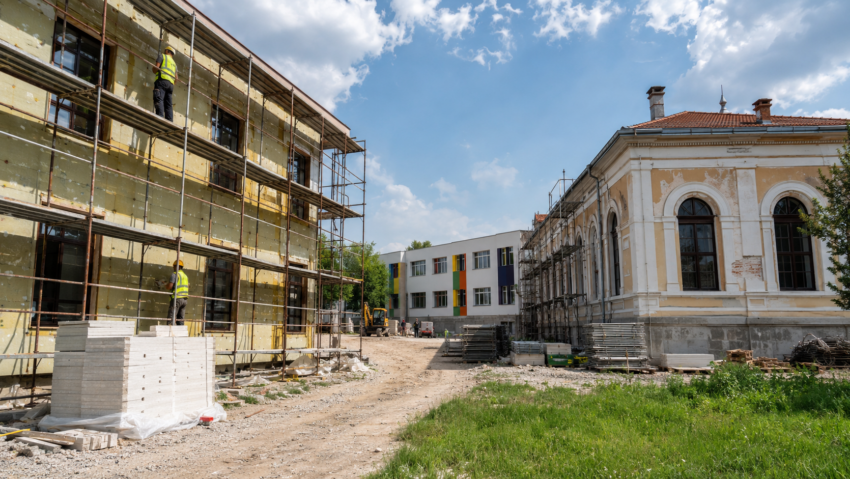 Cincisprezece proiecte din Dolj primesc contracte de finanțare de peste 42 de milioane de euro