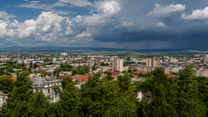 Prognoza meteo 18 august. Vânt puternic și vijelii
