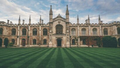O absolventă din Târgu Jiu a fost admisă la Universitatea Yale