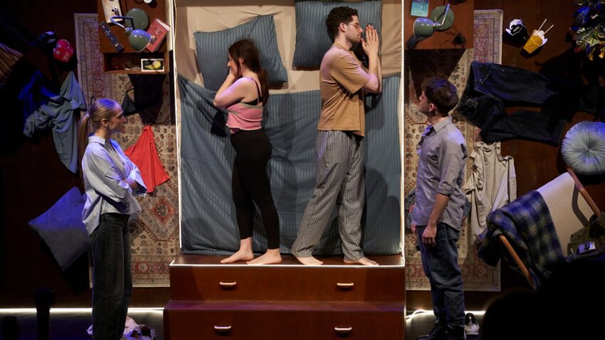 Craiova: „Dincolo de tăcere”, spectacol de teatru dedicat publicului auzitor și neauzitor