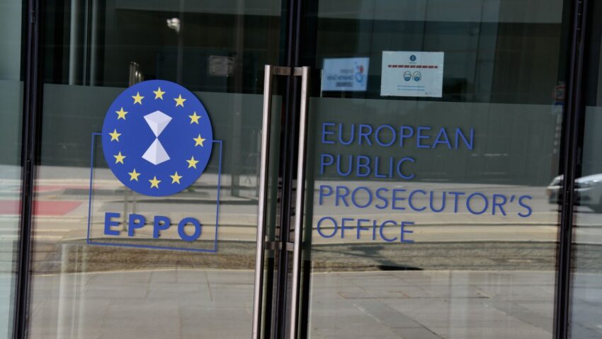 Fraudă cu bani europeni destinați persoanelor sărace din județul Dolj