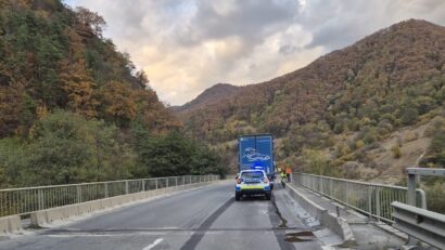 Circulație restricționată pe un sens de mers pe DN 7, Valea Oltului!