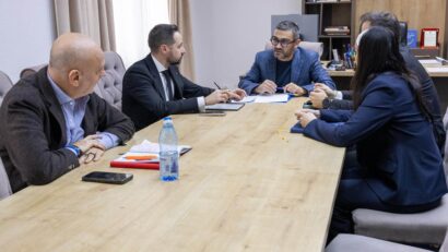 Ministrul muncii, Florin Manole s-a întâlnit cu preşedintele BNS, Dumitru Costin