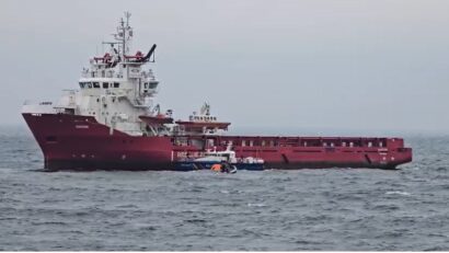 MAI: Nava comercială lovită de drone în Marea Neagră s-a răsturnat și e în pericol de scufundare