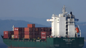 Un portcontainer elen sub pavilion liberian a fost lovit de trei drone în Marea Neagră