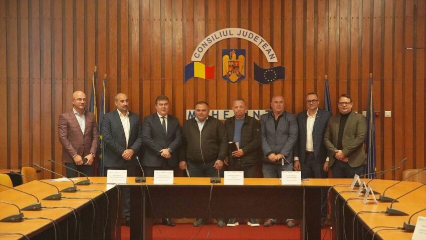 Mehedinți: Fonduri europene pentru investiții în localitățile Bala, Corlățel și Devesel